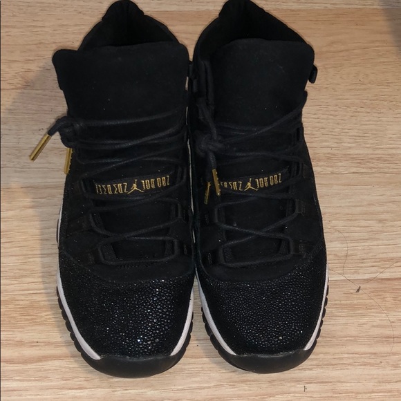 AIR JORDAN 11 RETRO PREM HC  HEIRESS" Authentic - Picture 2 of 3